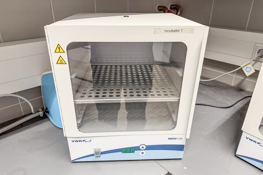 Inkubator VWR INCU-Line 23 / \Inkubator 1\